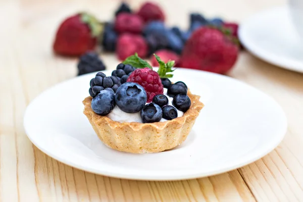 Tarte aux baies fraîches — Photo