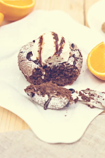 Torta calda al cioccolato fondente — Foto Stock