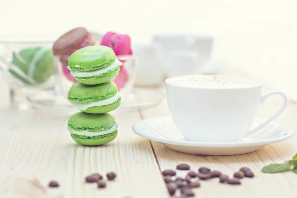 Gröna franska Makarons — Stockfoto