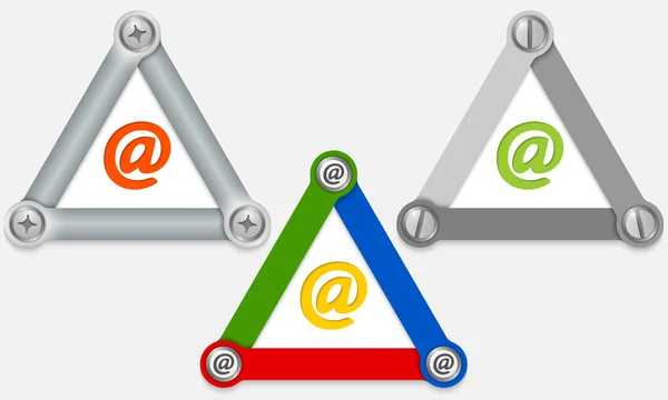 Conjunto de três triângulos coloridos e ícone de e-mail — Vetor de Stock
