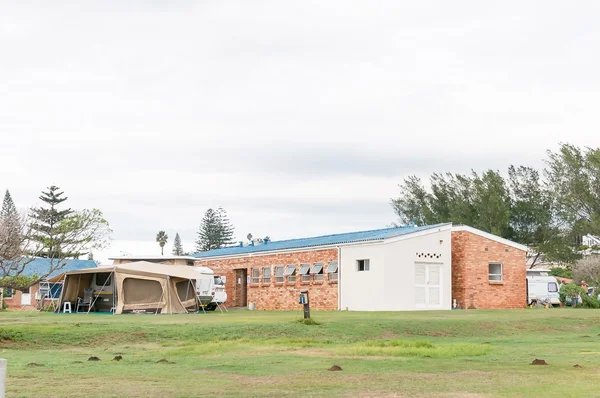 Jeffreys Körfezi'ndeki karavan parkı