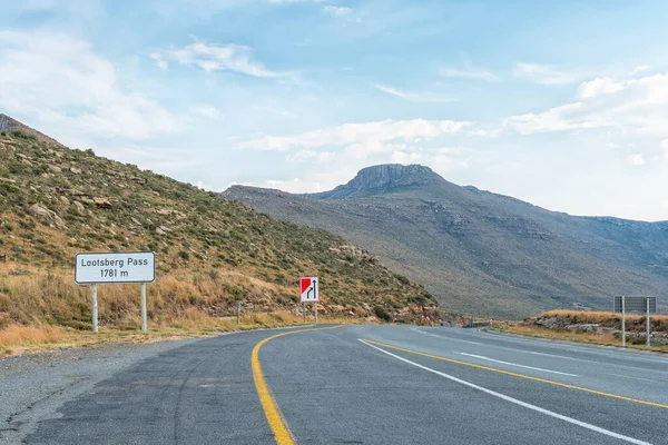 Name Board Height Detail Top Lootsberg Pass Road Graaff Reinet — Stock Photo, Image