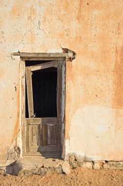 gün batımında çürüyen mimarisi