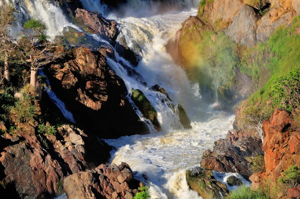 Epupa watervallen in op de grens van angola en Namibië — Stockfoto