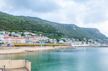 Banliyö tren Kalk Bay istasyonu terk