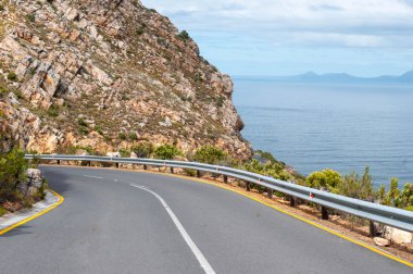 Steenbras Barajı pompa istasyonunda bakış açısı için yol 