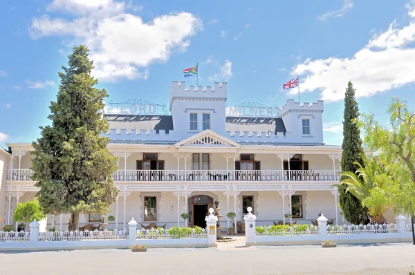 Historical Lord Milner Hotel in the Victorian village of Matjies — Stock Photo, Image