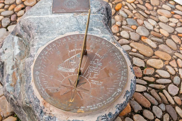 Reloj de sol en el Museo Bartolomeu Dias . — Foto de Stock