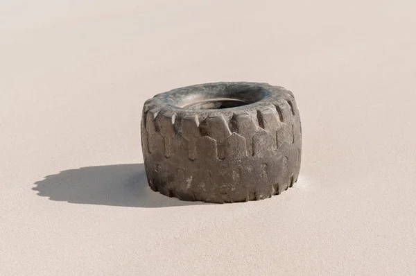 Neumático Go-kart en una duna —  Fotos de Stock