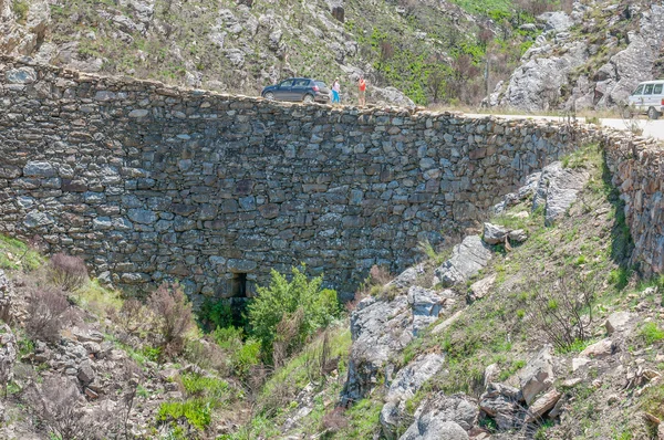 建立了具有历史意义的 Swartberg (黑色山的一部分) — 图库照片