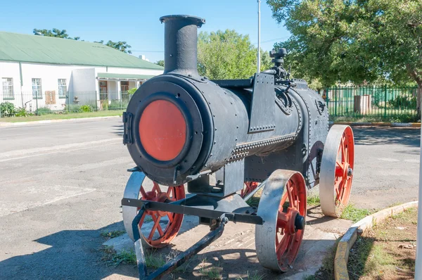 Historical old steam boiler — 图库照片
