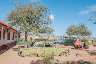 Görüntü bir Bahçe'olarak kullanılan eski arabalar 