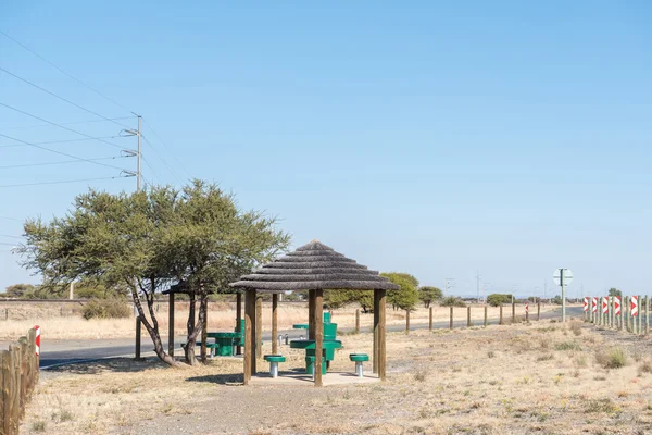 Lugar de picnic junto a la carretera N12 — Foto de Stock