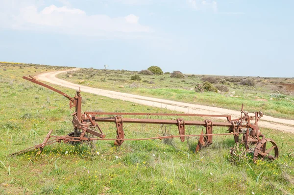 Matjiesfontein çiftliğinde tarihi eski pulluk — Stok fotoğraf