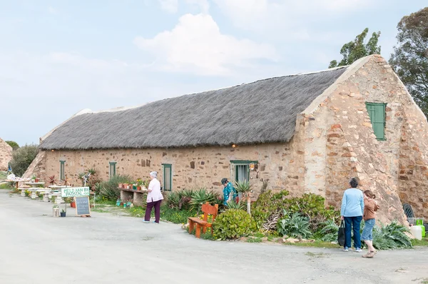 Banco stradale e ristorante presso la fattoria Matjiesfontein — Foto Stock
