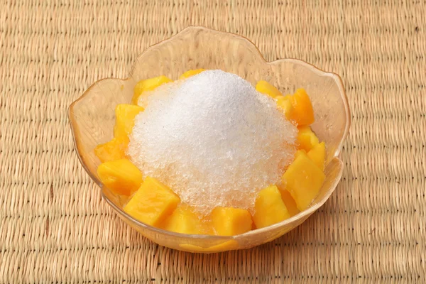 Hielo afeitado de mango —  Fotos de Stock