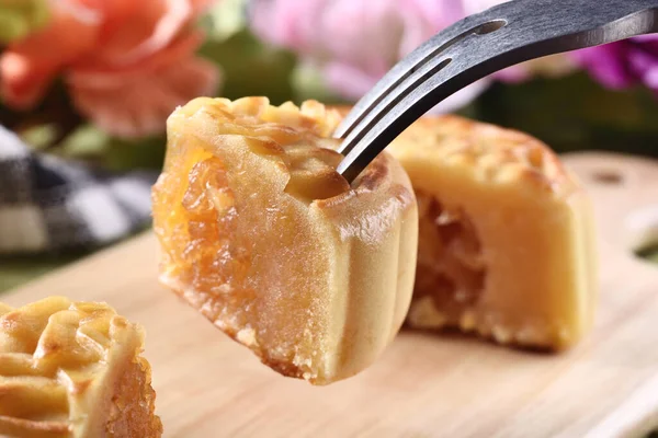 Aufgeschnittener Ananas Mondkuchen Aus Nächster Nähe — Stockfoto