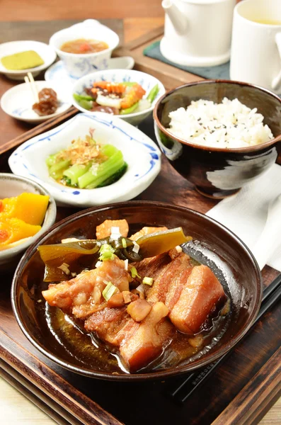 Menu conjunto de carne de porco estufado — Fotografia de Stock