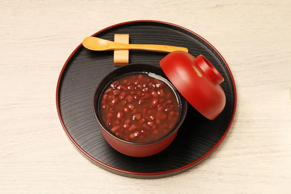 Красный сладкий суп — стоковое фото