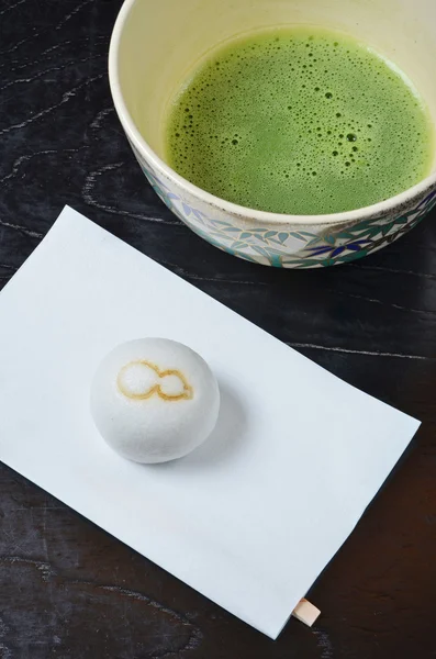 Tè verde e dolce giapponese — Foto Stock