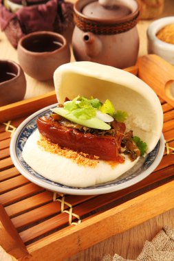 Gua Bao (Steamed sandviç )
