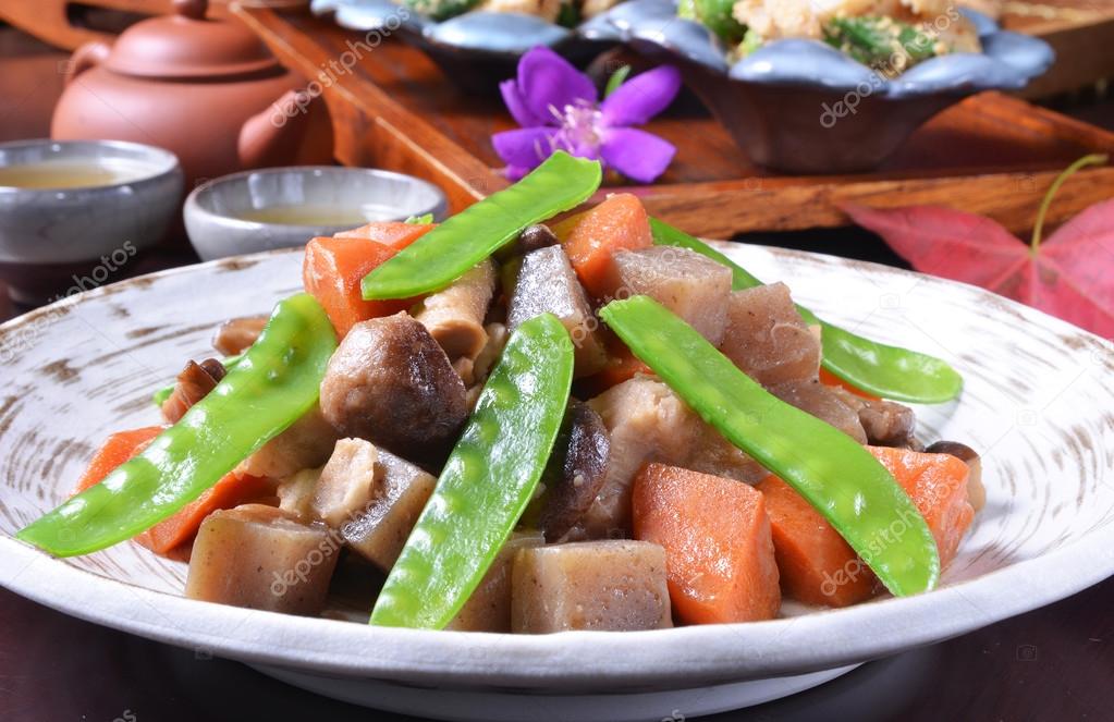 Chinese vegetarian food