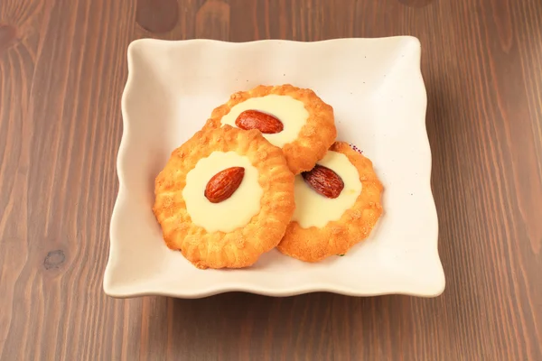 White chocolate almond cookies — Stock Photo, Image