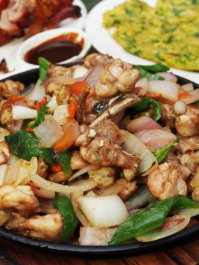 Cızırtılı kurbağa