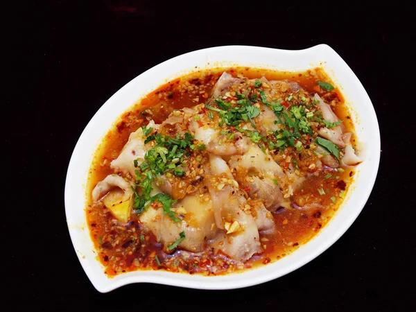 Chinees eten yunnan keuken, Sliced varkensvlees met speciale saus — Stockfoto