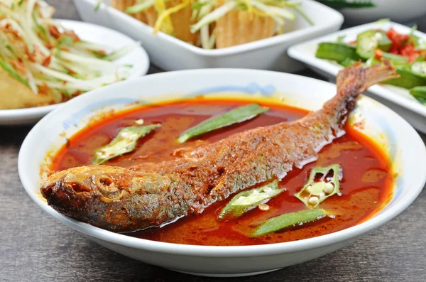 Malezya balık yemek — Stok fotoğraf