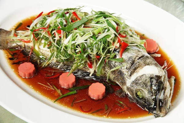 Steamed fish — Stock Photo, Image