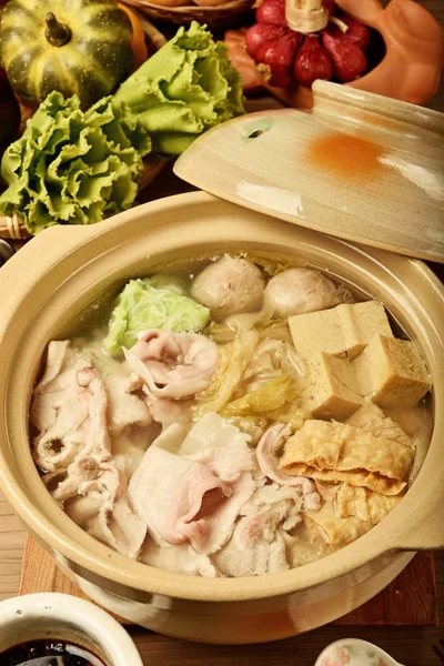 Pickled cabbage and meat hot pot — Stock Photo, Image