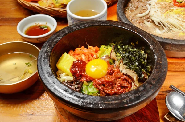 Korean cuisine-Bibimbap — Stock Photo, Image