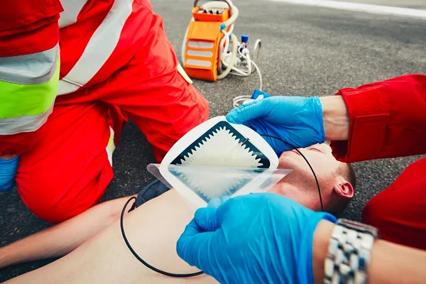 Serviço médico de emergência — Fotografia de Stock