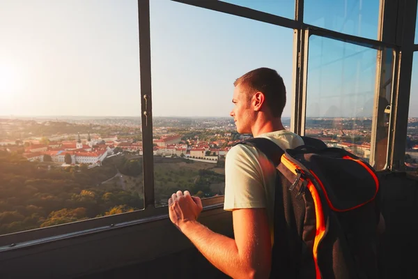 Turist i staden — Stockfoto