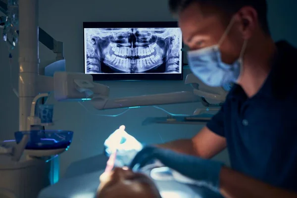 Dentist Examining Patient Dental Equipments Modern Dental Surgery Ray — Stock Photo, Image