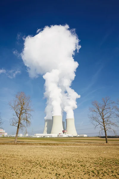 Central nuclear — Fotografia de Stock