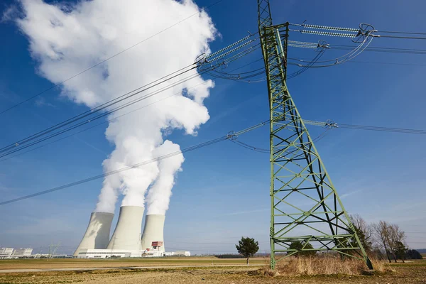 Central nuclear — Fotografia de Stock