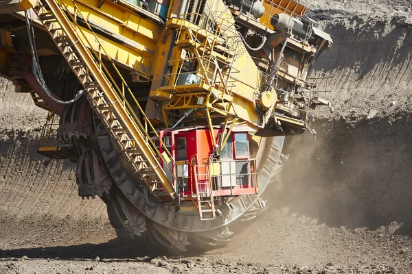 Büyük madencilik makine — Stok fotoğraf