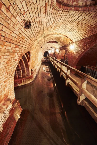 Oude rioolwaterzuiveringsinstallatie — Stockfoto