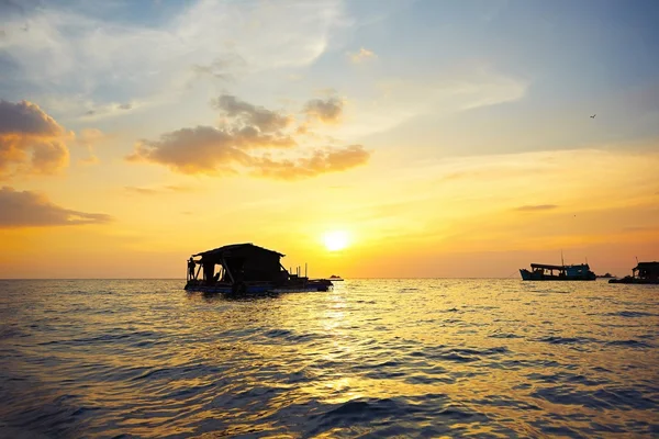 Fishing village at the sunrise — Stock Photo, Image