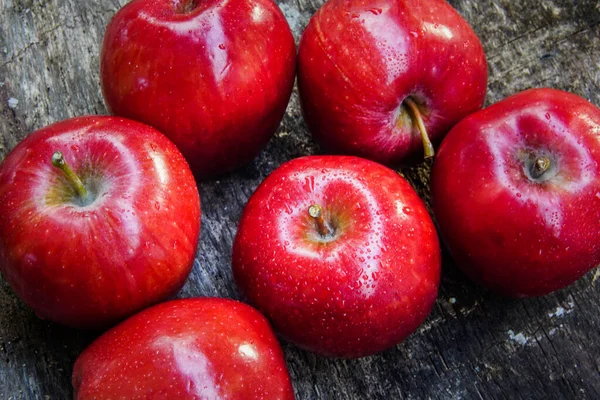 Frais Pommes Rouges Fond — Photo