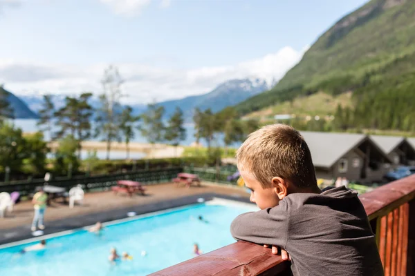 Boy at summer holiday resort in Norway — Stock Photo, Image