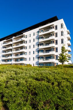 Çağdaş kat mülkiyeti bina