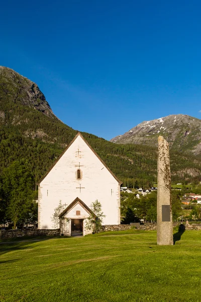 Kinsarvik Norveç'te Hıristiyan Kilisesi — Stok fotoğraf