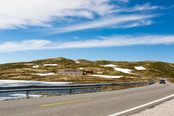 Hardangervidda carretera en Noruega — Foto de Stock