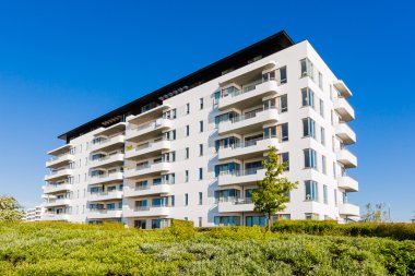 Çağdaş kat mülkiyeti bina