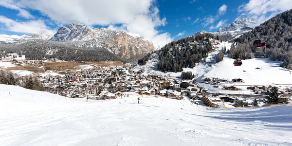 Mountain village in the Dolomites — Stock Photo, Image