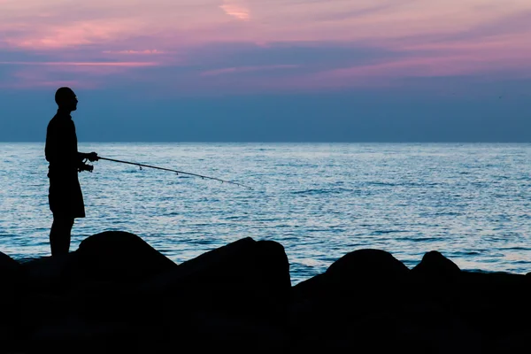 Pêcheur attendant la capture — Photo