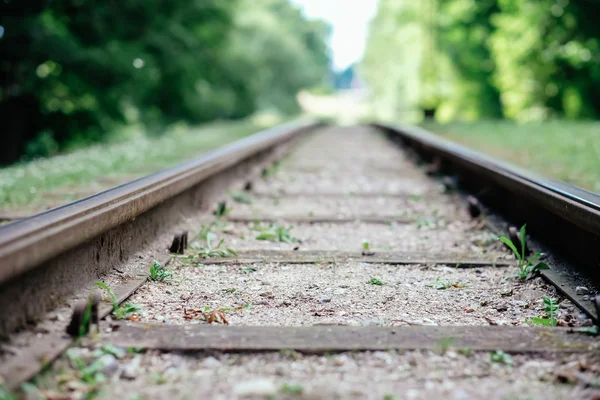 Primer plano de las vías ferroviarias — Foto de Stock